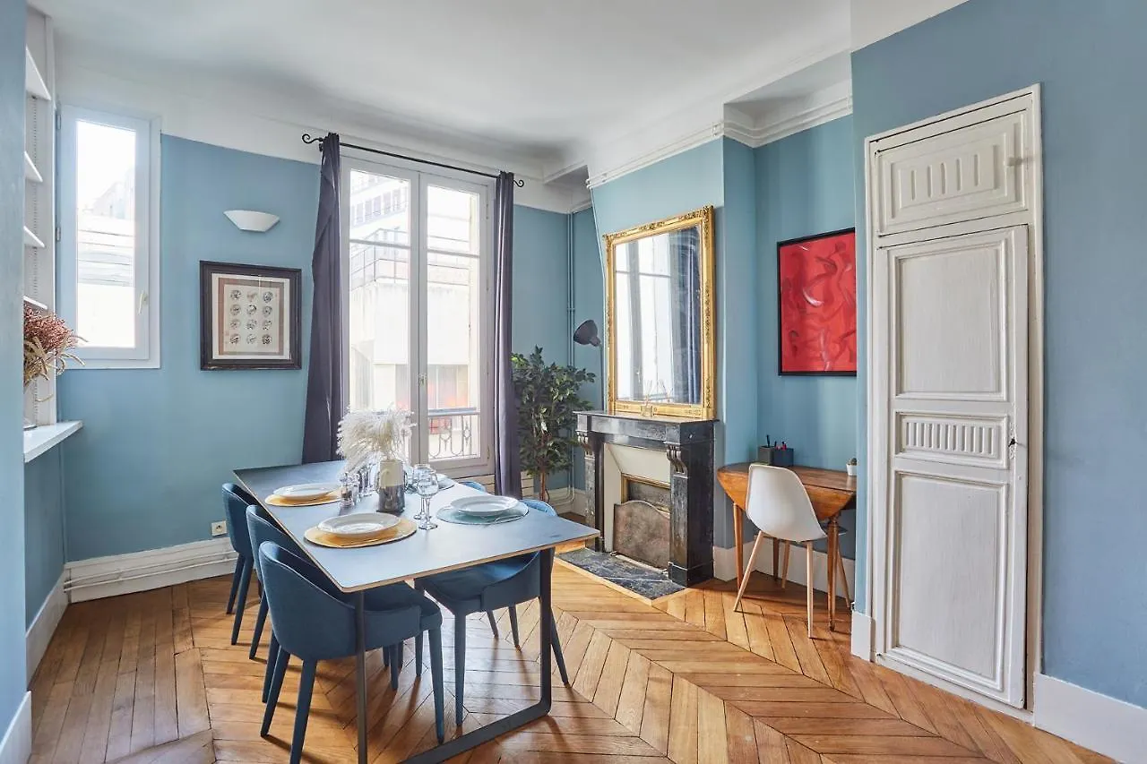 Apartment Place De L'Etoile By Studio Prestige Paris
