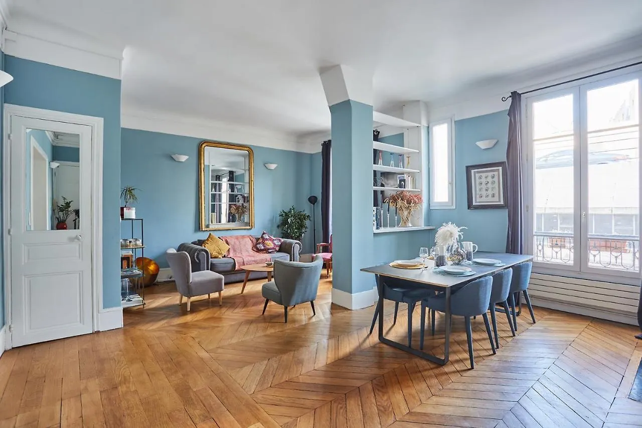 Apartment Place De L'Etoile By Studio Prestige Paris