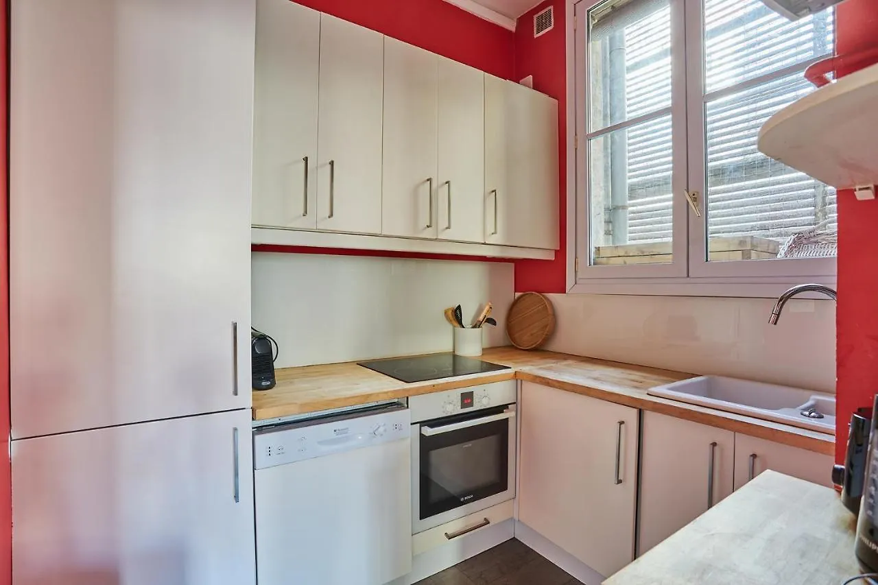 Apartment Place De L'Etoile By Studio Prestige Paris 0*,  France